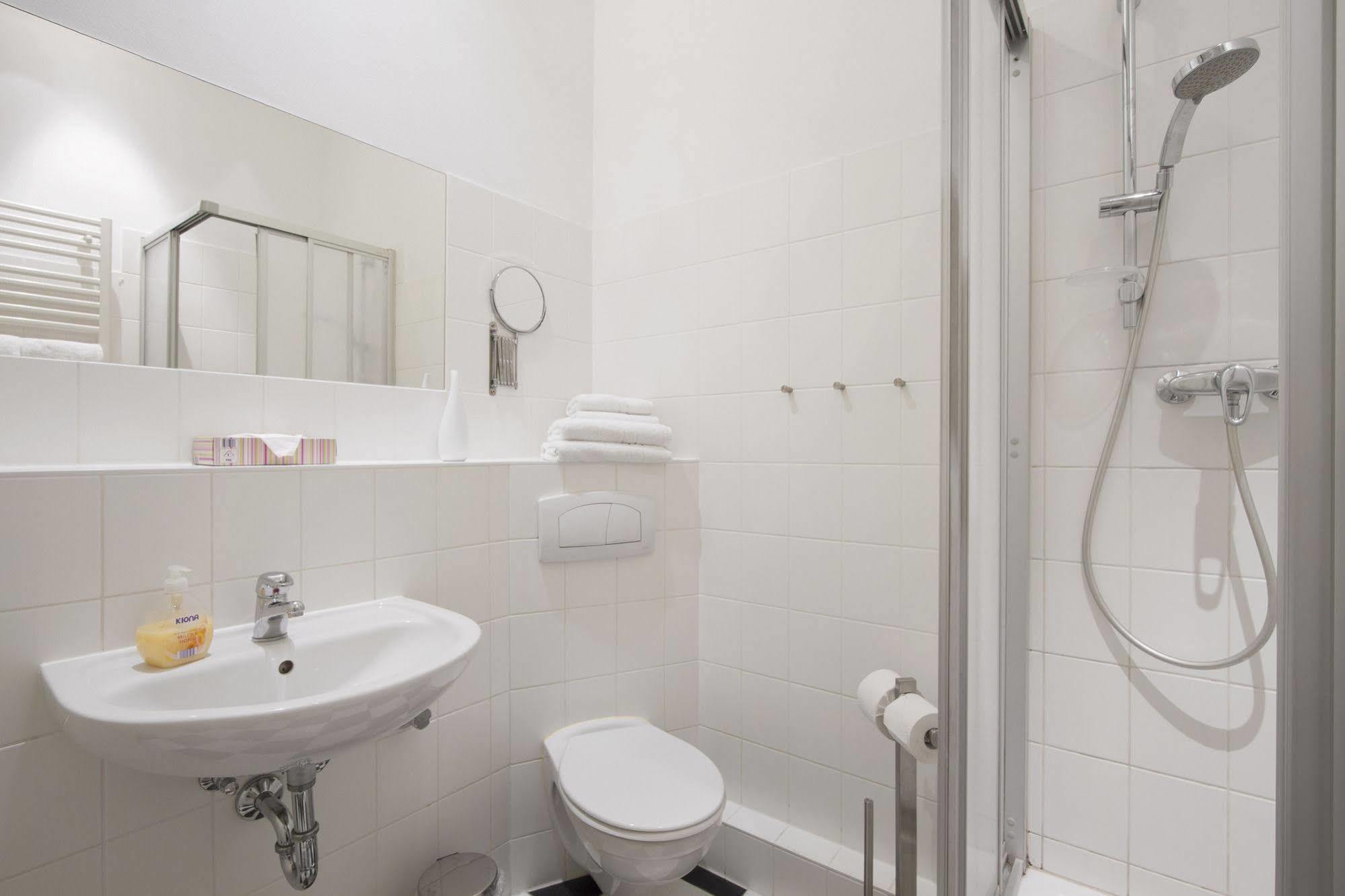 Hotel Leberstrasse 58 Berlino